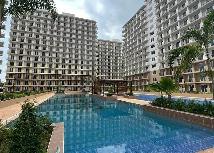Cozy Pool And Seaview In Cebu With Balcony Near Mactan Airport Apartment