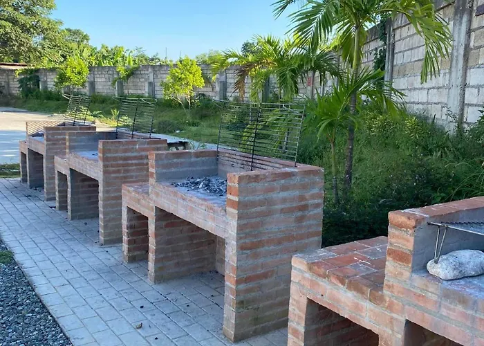 Cozy Pool And Seaview In Cebu With Balcony Near Mactan Airport Lapu-Lapu City